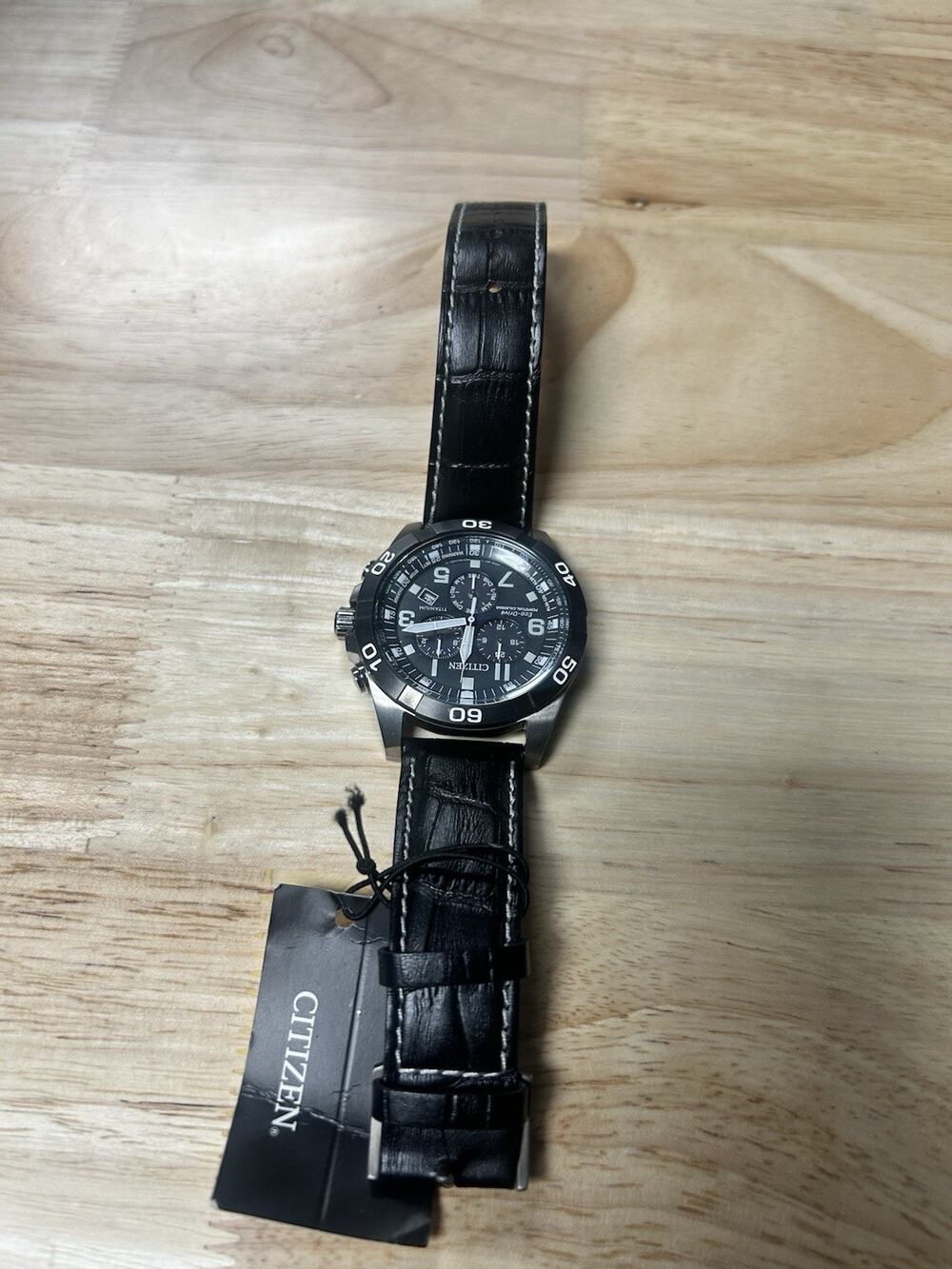 Citizen Eco-Drive Mens Chronograph Tachymeter Date Black Dial Leather Box
